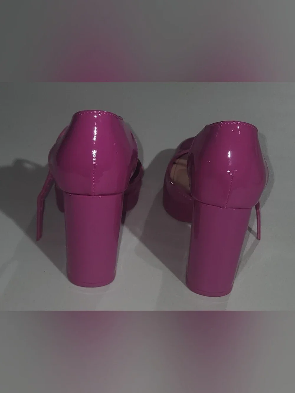 Glossy Pink Journee Collection Samarr Platform Block Heel Pumps Size 6.5